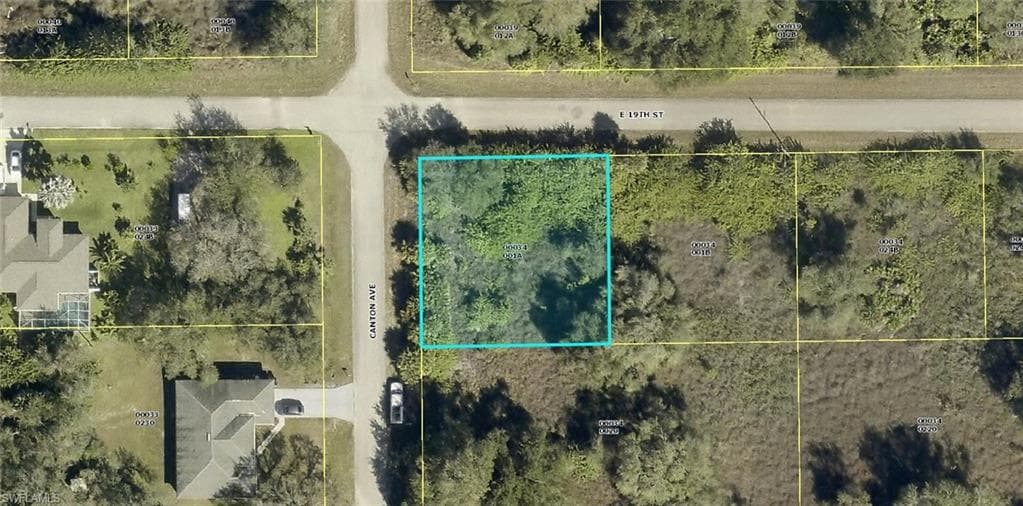 3200 E 19th ST LEHIGH ACRES, FL 33972
