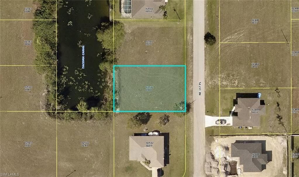1614 NE 1st PL CAPE CORAL, FL 33909