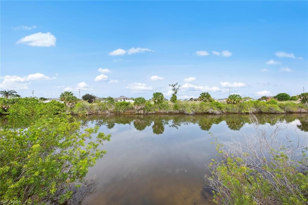 1912 34th AVE CAPE CORAL, FL 33993