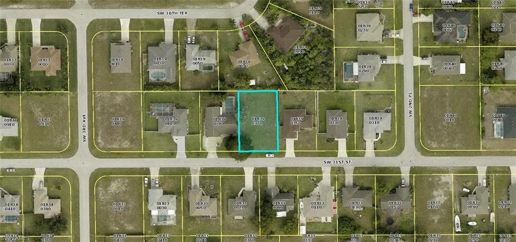 227 SW 31st ST CAPE CORAL, FL 33914