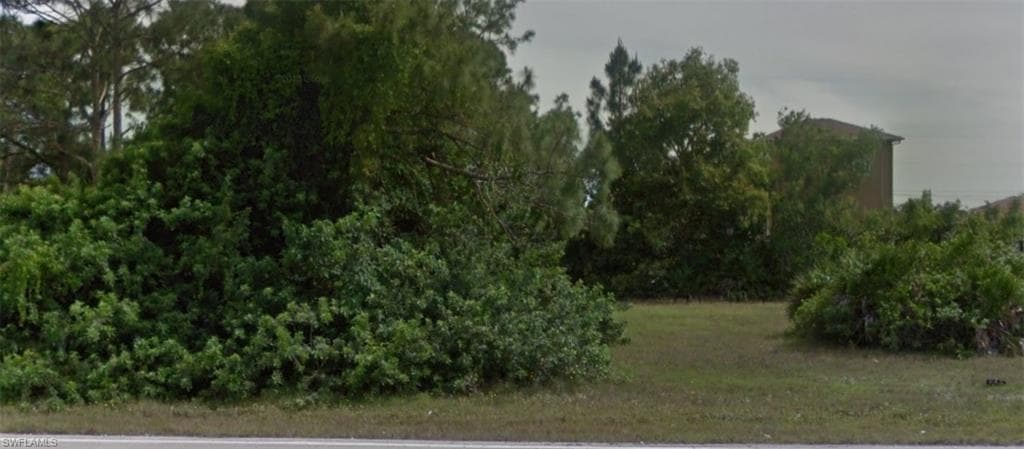 2810 Embers PKY W CAPE CORAL, FL 33993
