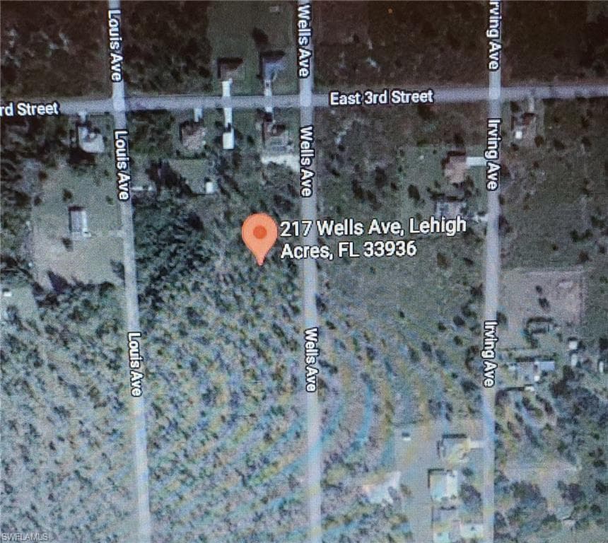 217 Wells AVE LEHIGH ACRES, FL 33936