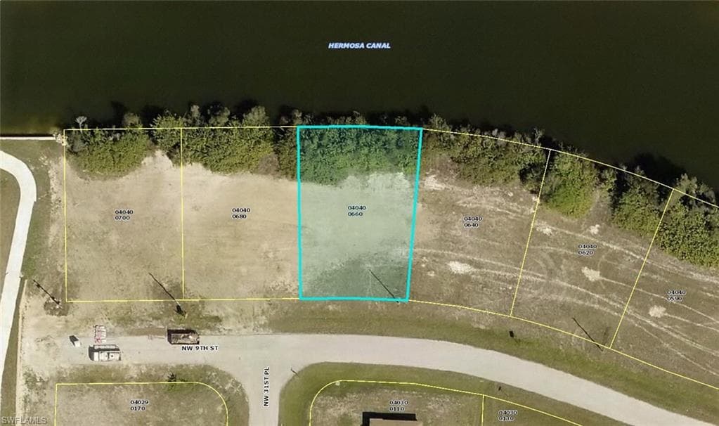 3113 NW 9th ST CAPE CORAL, FL 33993