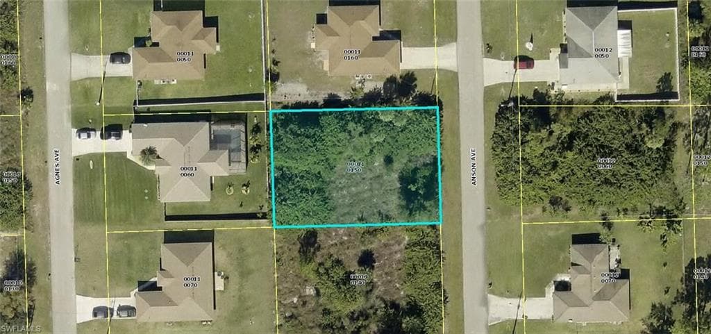 1013 Anson AVE LEHIGH ACRES, FL 33971