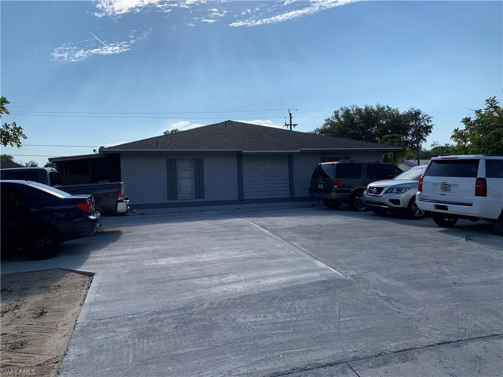 1603 40th TER SW NAPLES, FL 34116