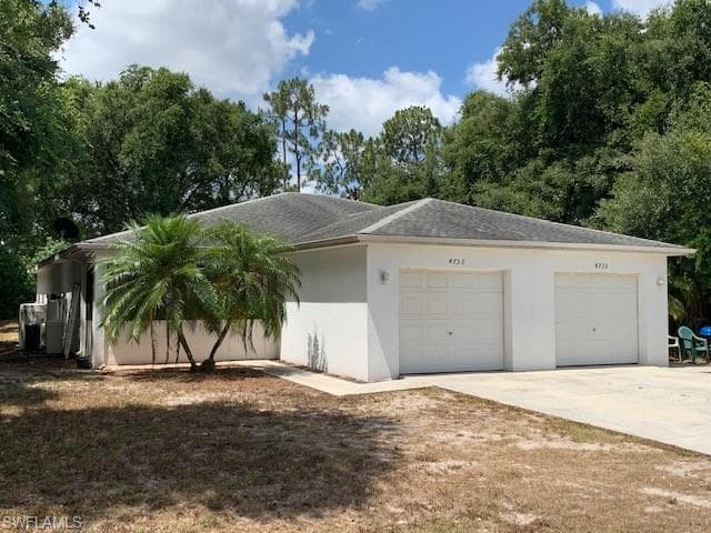 4733 29th ST SW LEHIGH ACRES, FL 33973