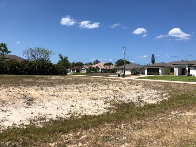 1156 SW 40th TER CAPE CORAL, FL 33914