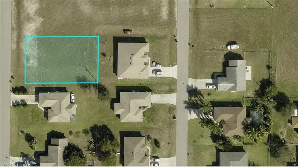 2821 NE 4th AVE CAPE CORAL, FL 33909