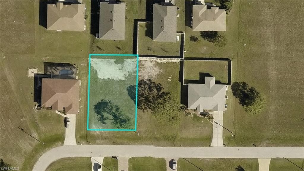 1727 NW 11th TER CAPE CORAL, FL 33993