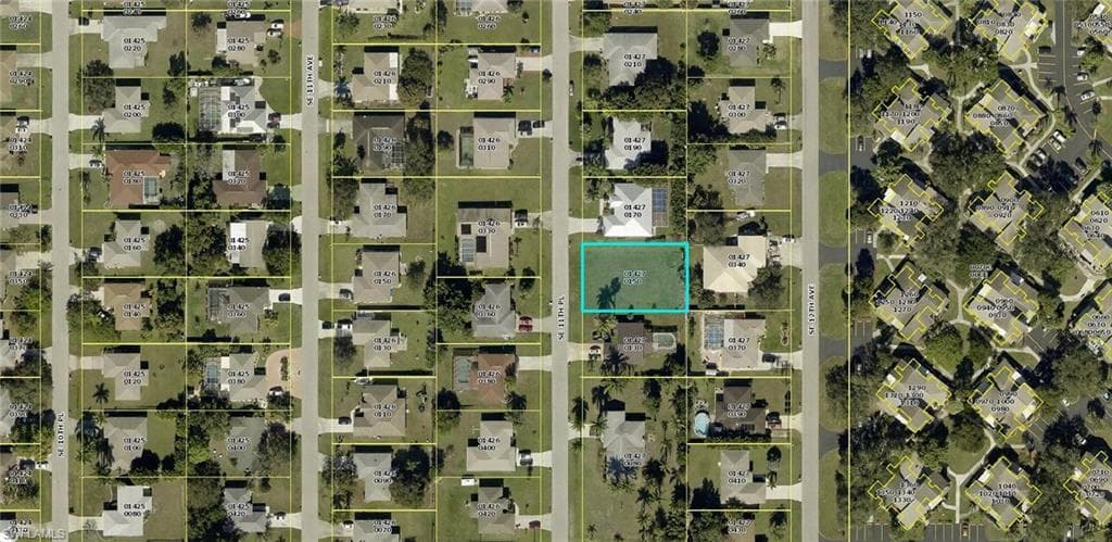635 SE 11th PL CAPE CORAL, FL 33990