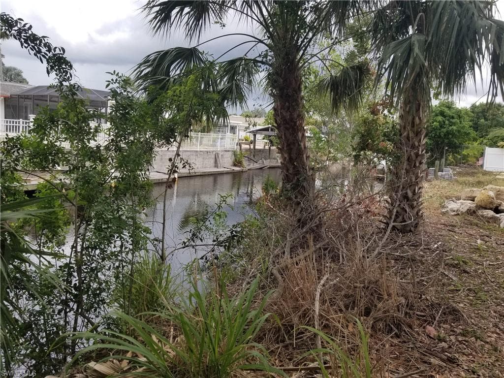 27293 Jolly Roger LN BONITA SPRINGS, FL 34135