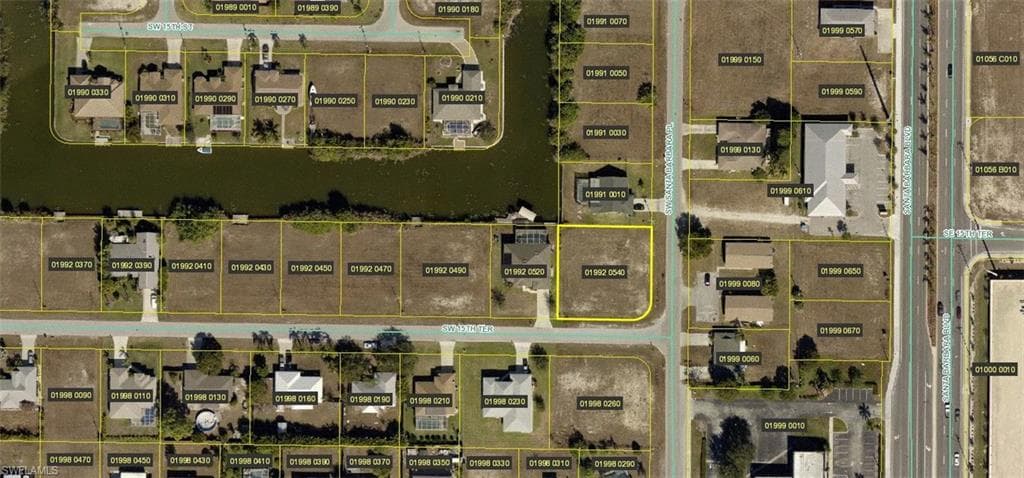 1518 SW Santa Barbara PL CAPE CORAL, FL 33991