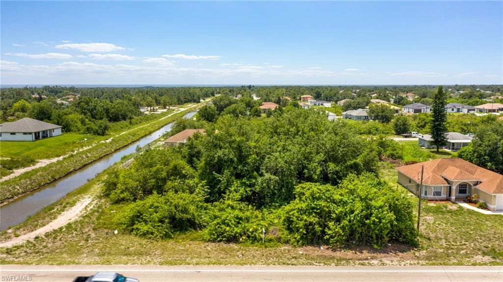 3705 23rd ST SW LEHIGH ACRES, FL 33976