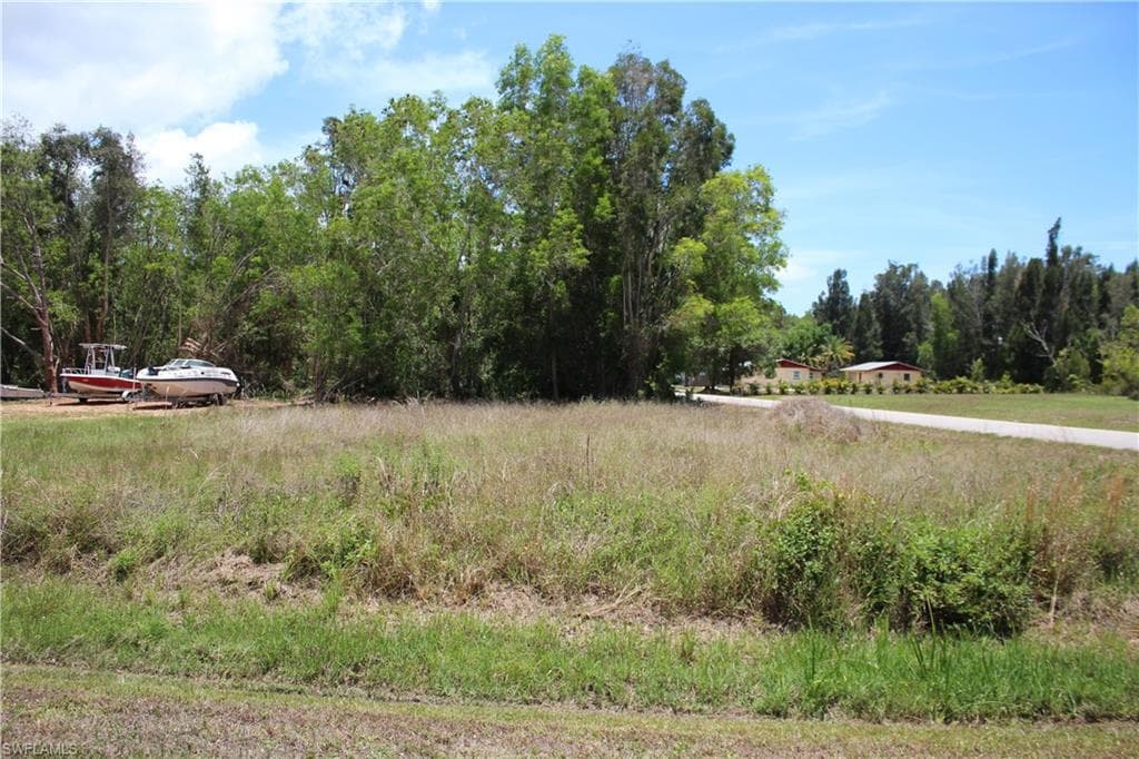 5603 Thomas ST BOKEELIA, FL 33922