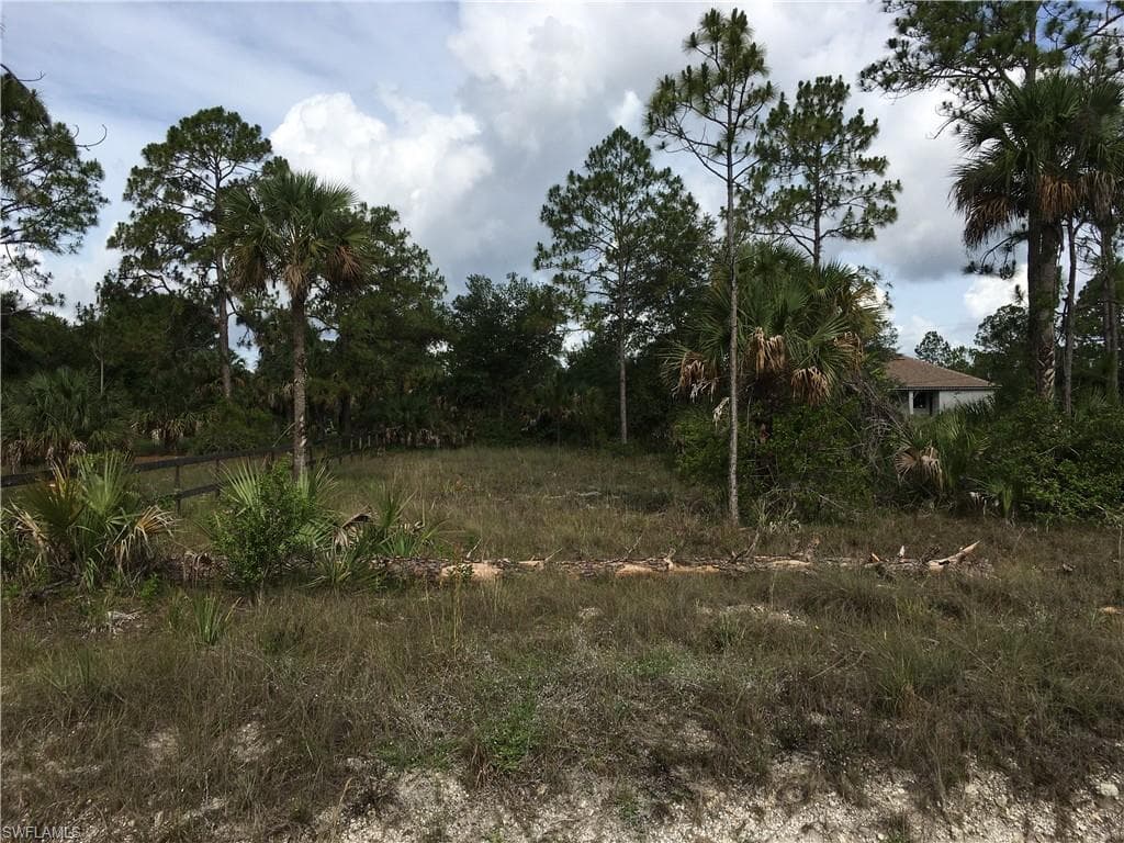 1219 Desoto AVE LEHIGH ACRES, FL 33972