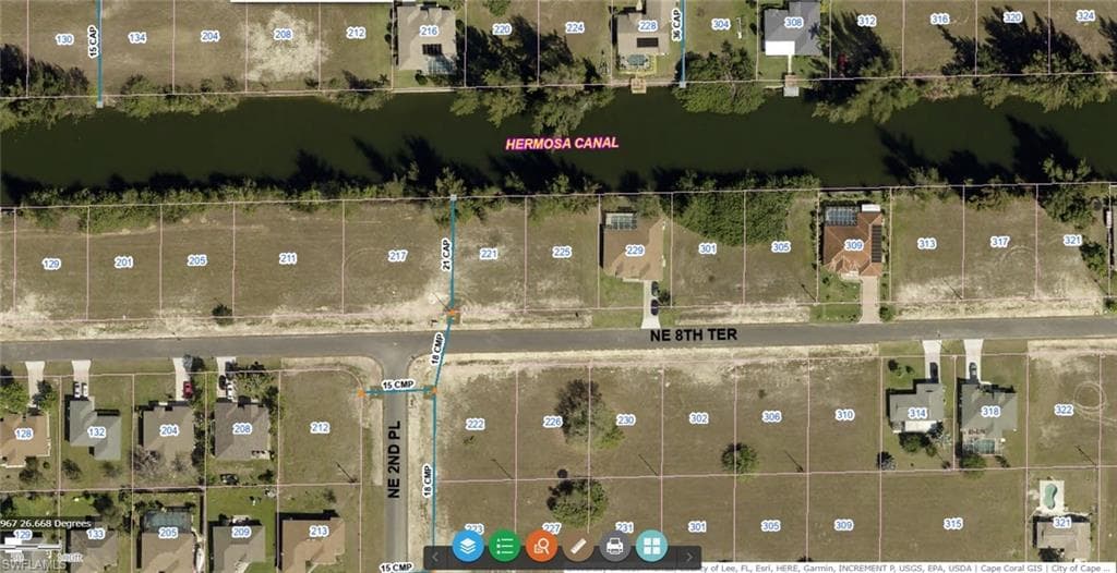 225 NE 8th TER CAPE CORAL, FL 33909