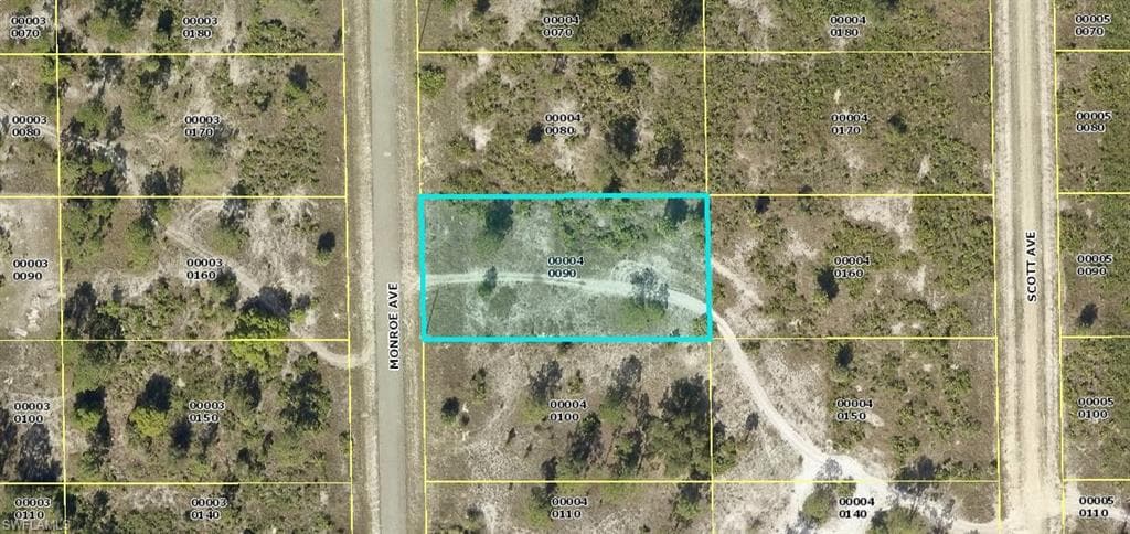 406 Monroe AVE LEHIGH ACRES, FL 33972