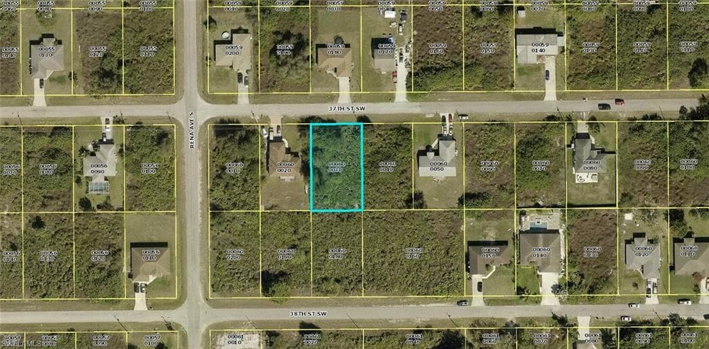3215 37th ST SW LEHIGH ACRES, FL 33976
