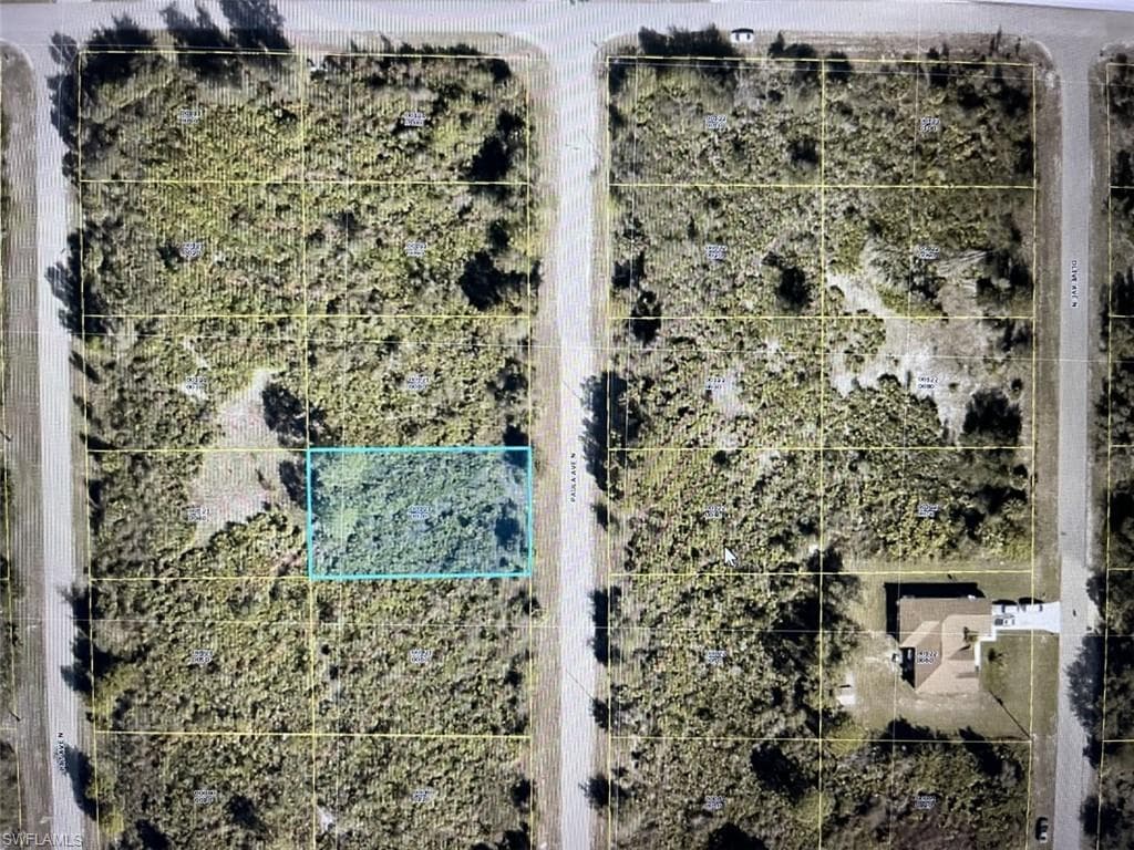 6015 Paula AVE N LEHIGH ACRES, FL 33971