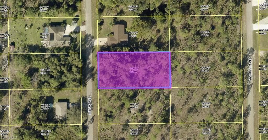 216 Leroy AVE LEHIGH ACRES, FL 33936