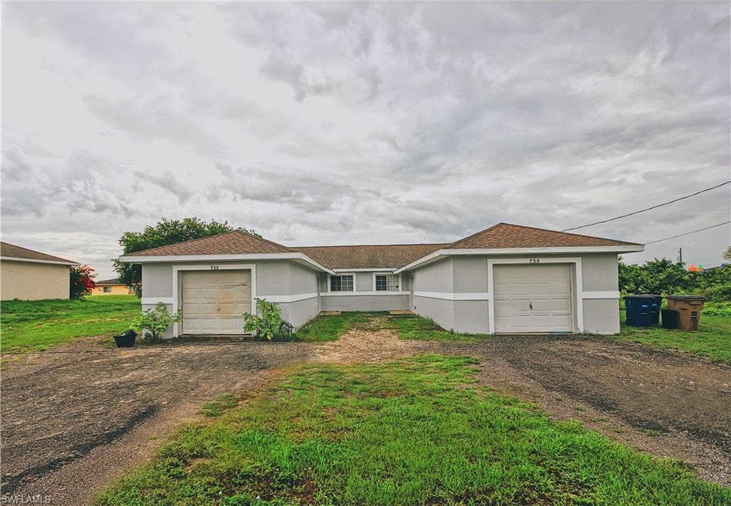 733/735 Ichabod AVE S LEHIGH ACRES, FL 33973