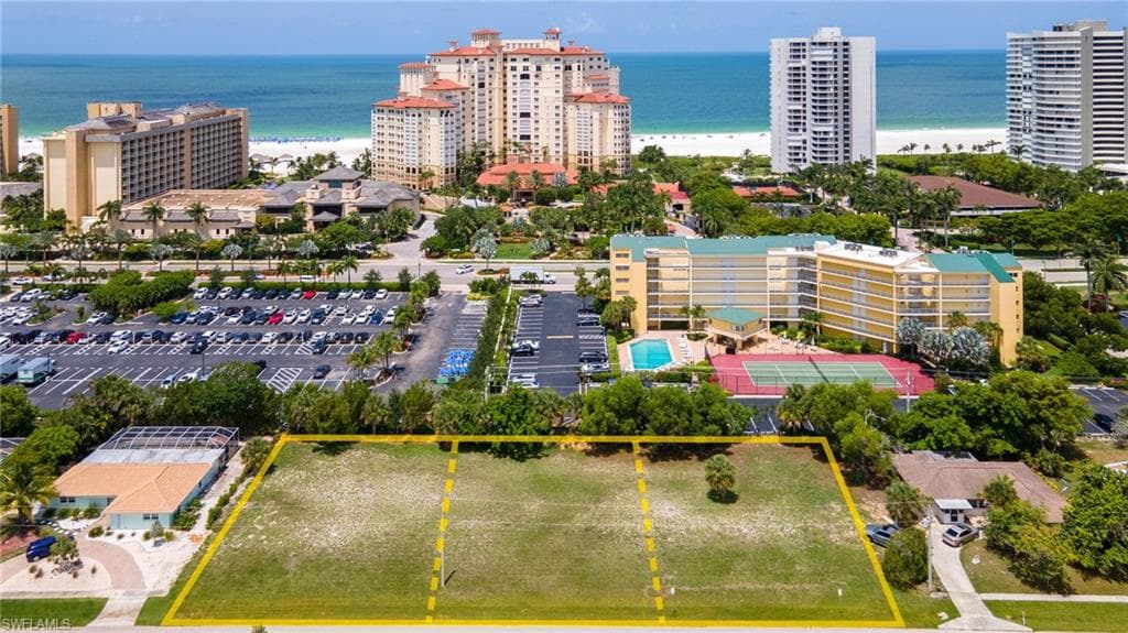 290 Flamingo CIR MARCO ISLAND, FL 34145