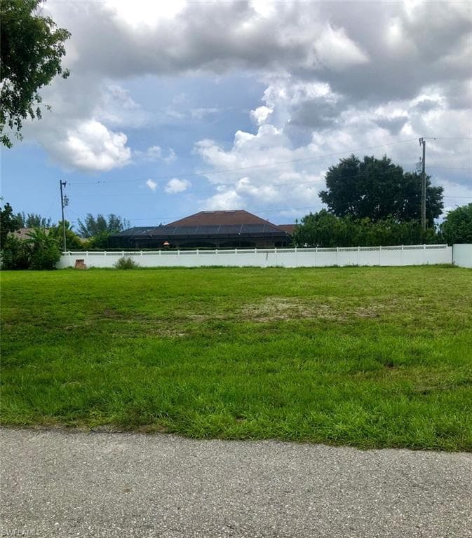 607 SE 31st ST CAPE CORAL, FL 33904