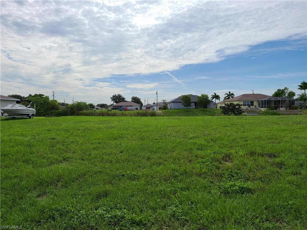 1419 NE 8th PL CAPE CORAL, FL 33909
