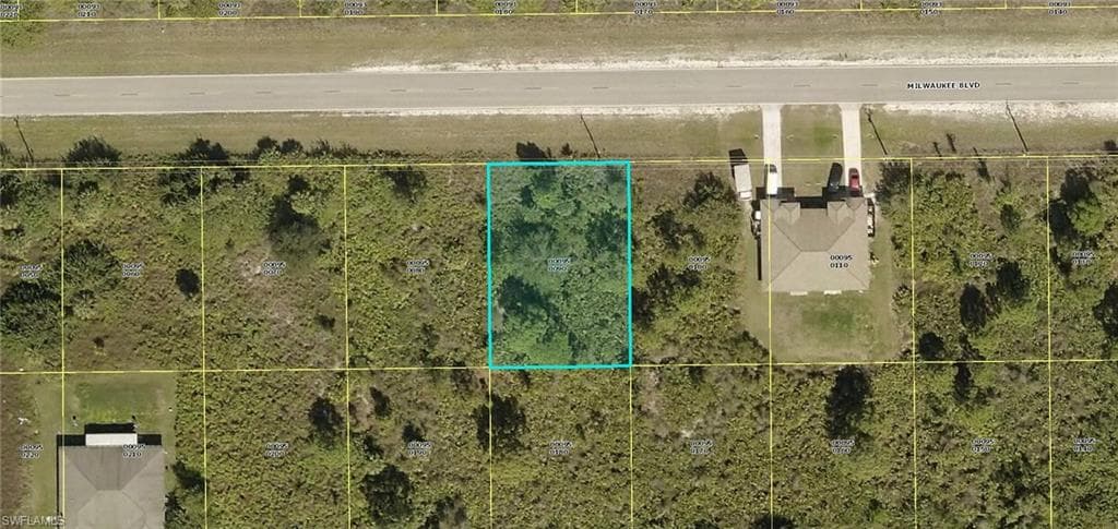 868 /870 Milwaukee BLVD LEHIGH ACRES, FL 33974