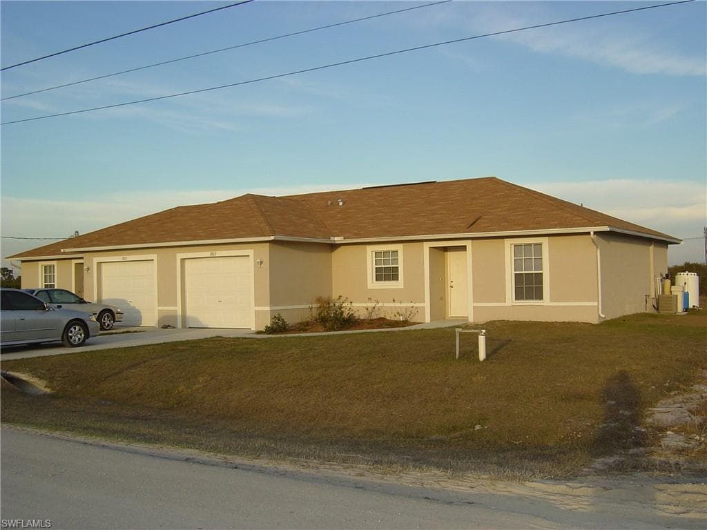 4500 28th ST SW LEHIGH ACRES, FL 33973