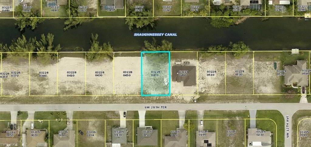 1219 SW 28th TER CAPE CORAL, FL 33914