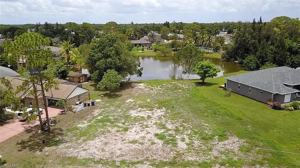 18613 Cedar DR W FORT MYERS, FL 33967