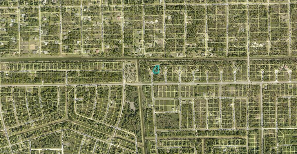 103 Genoa CT LEHIGH ACRES, FL 33974