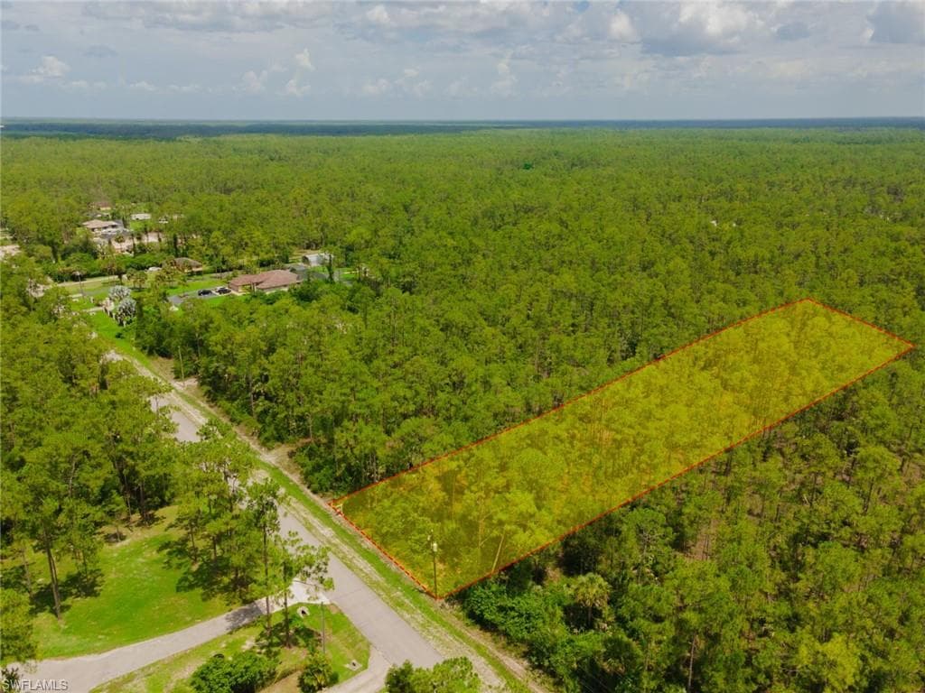 X 4th AVE SE NAPLES, FL 34117