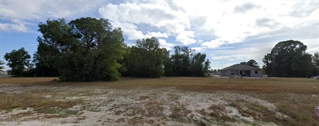 520 NW 3rd TER CAPE CORAL, FL 33993