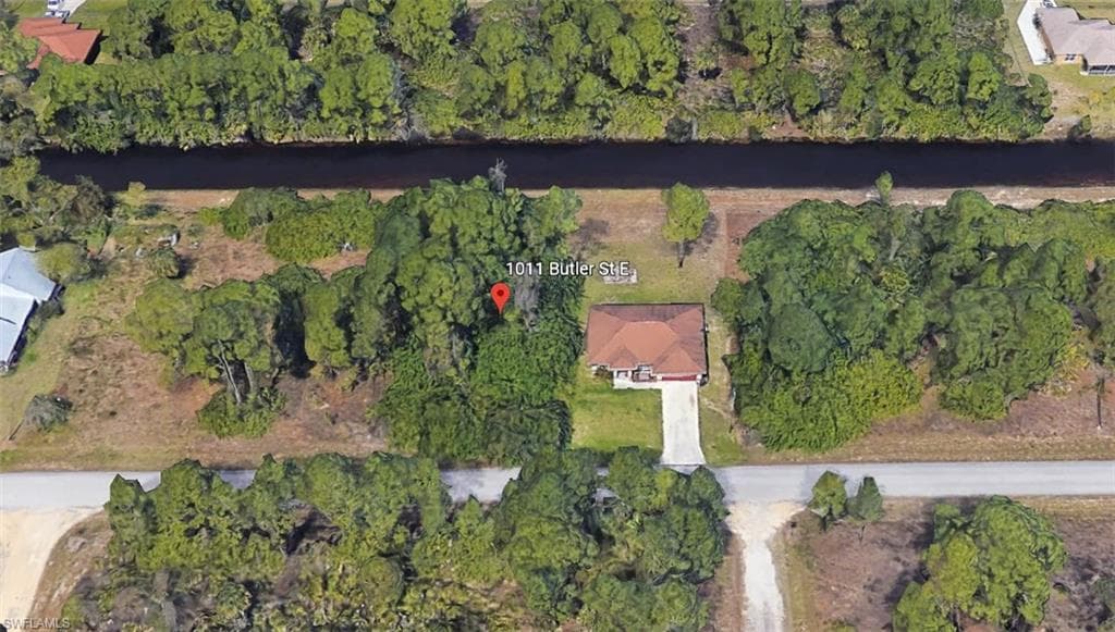 1011 Butler ST E LEHIGH ACRES, FL 33974
