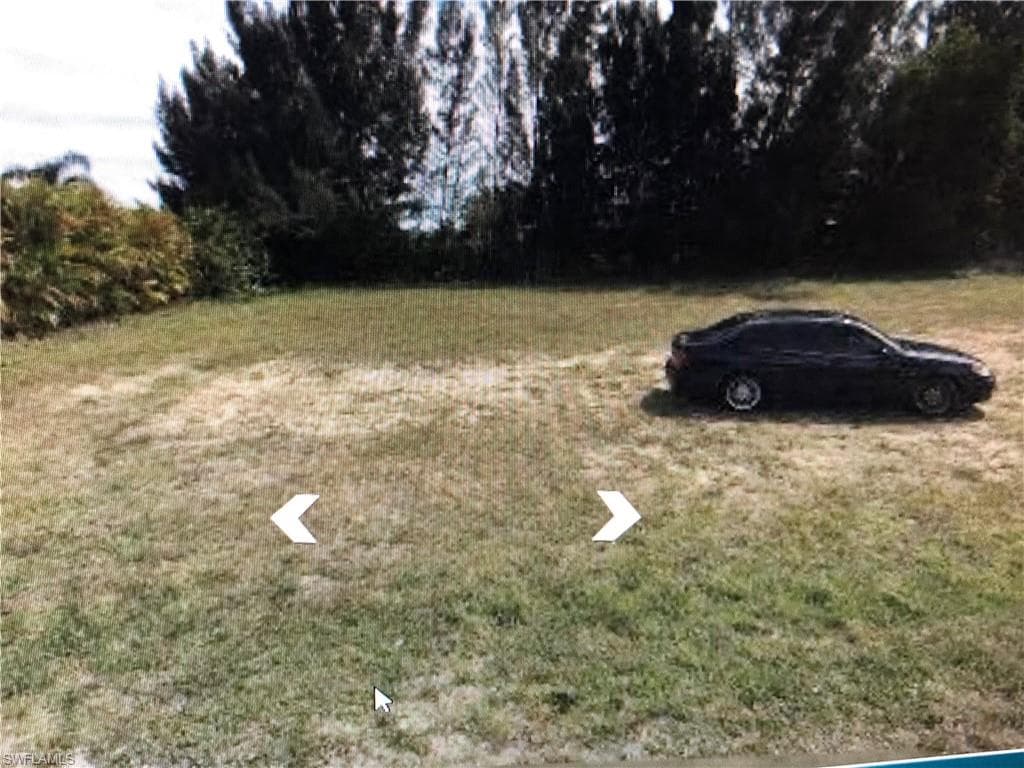 318 SE 15th TER CAPE CORAL, FL 33990
