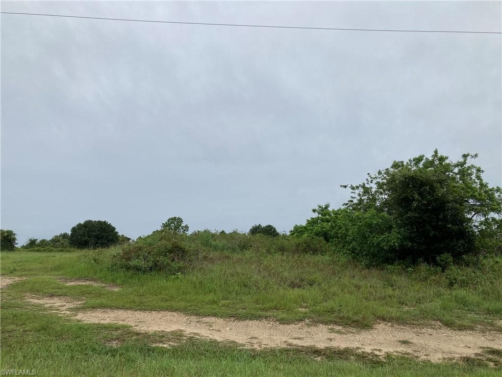 9047 Lamkin CIR LABELLE, FL 33935