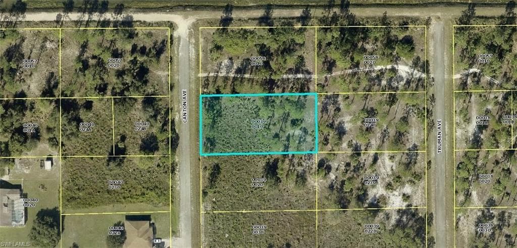 322 Canton AVE LEHIGH ACRES, FL 33936