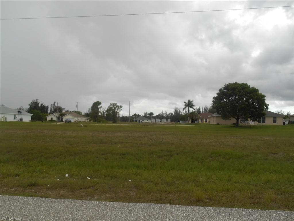 3441 NE 11th AVE CAPE CORAL, FL 33909