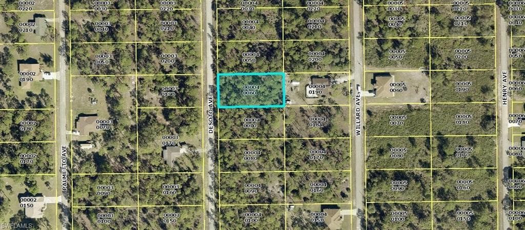 1612 Desoto AVE LEHIGH ACRES, FL 33972