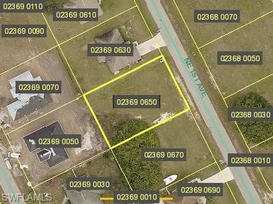 428 NE 1st AVE CAPE CORAL, FL 33909