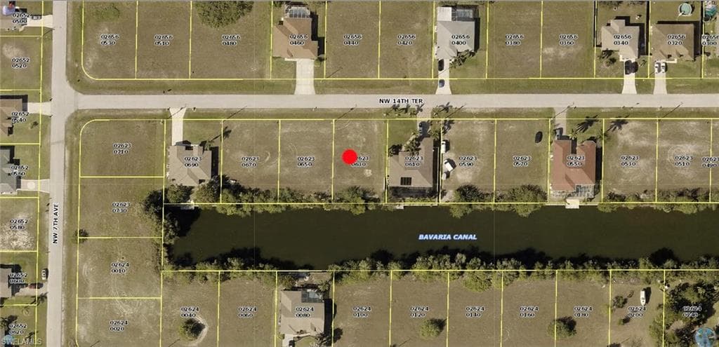 620 NW 14th TER CAPE CORAL, FL 33993