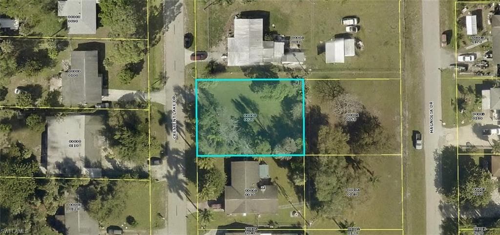 193 Crescent Lake DR NORTH FORT MYERS, FL 33917