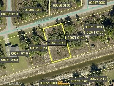 2721 Darlene PL LEHIGH ACRES, FL 33971
