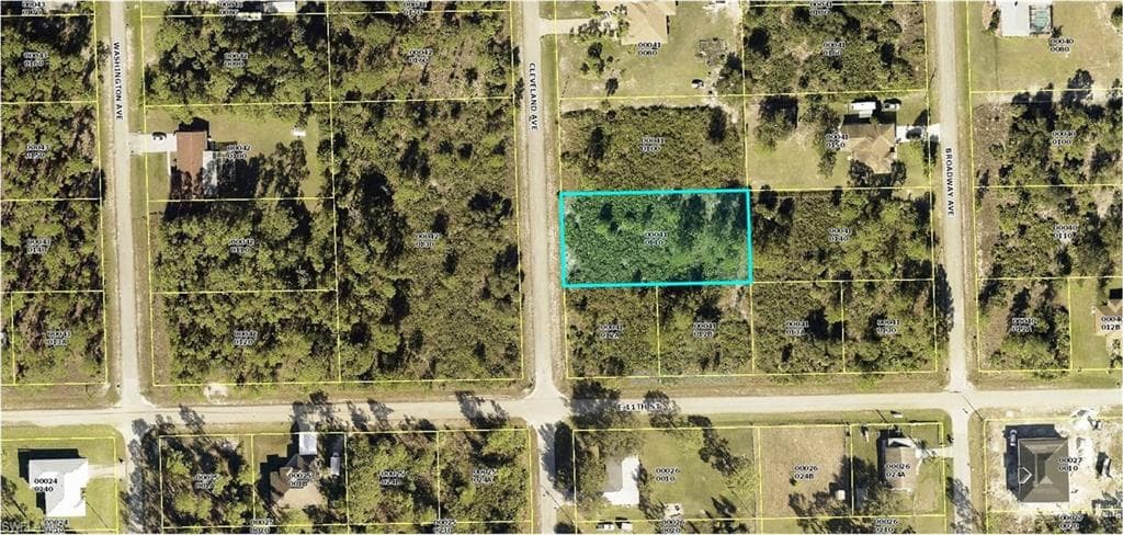 1102 Cleveland AVE LEHIGH ACRES, FL 33972