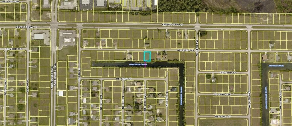 930 NE 23rd TER CAPE CORAL, FL 33909