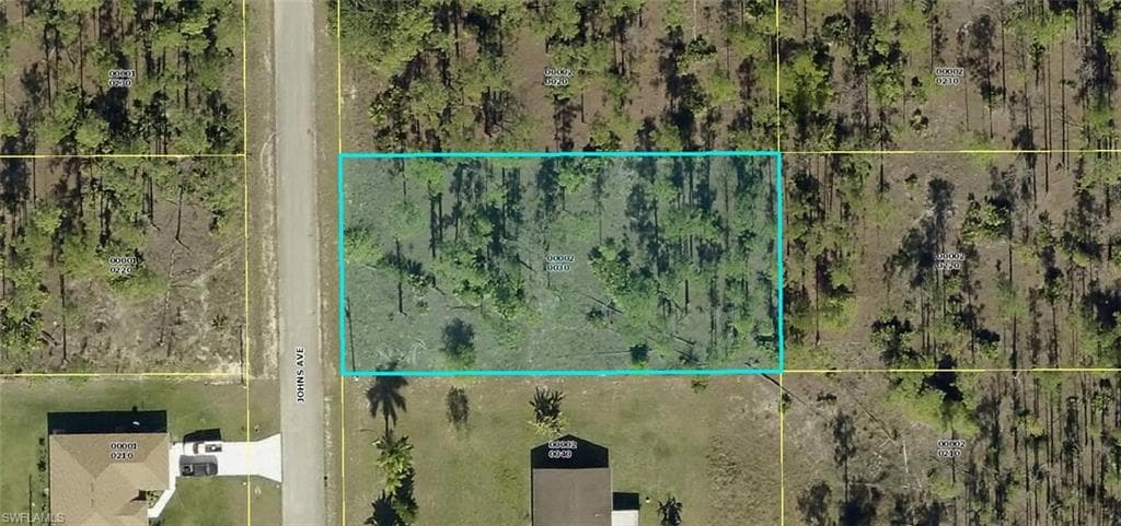 818 Johns AVE LEHIGH ACRES, FL 33972