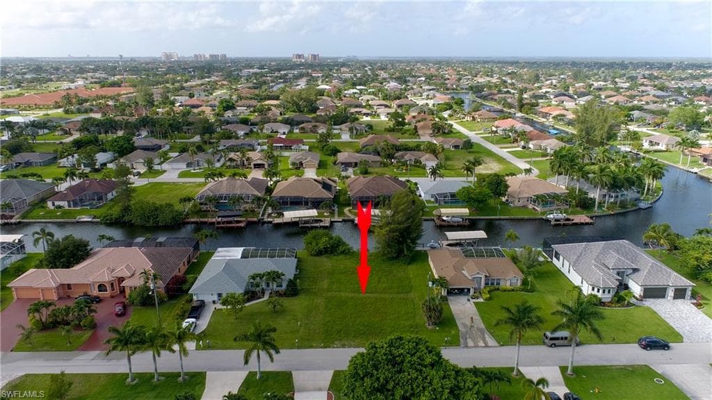 1724 SW 43rd ST CAPE CORAL, FL 33914
