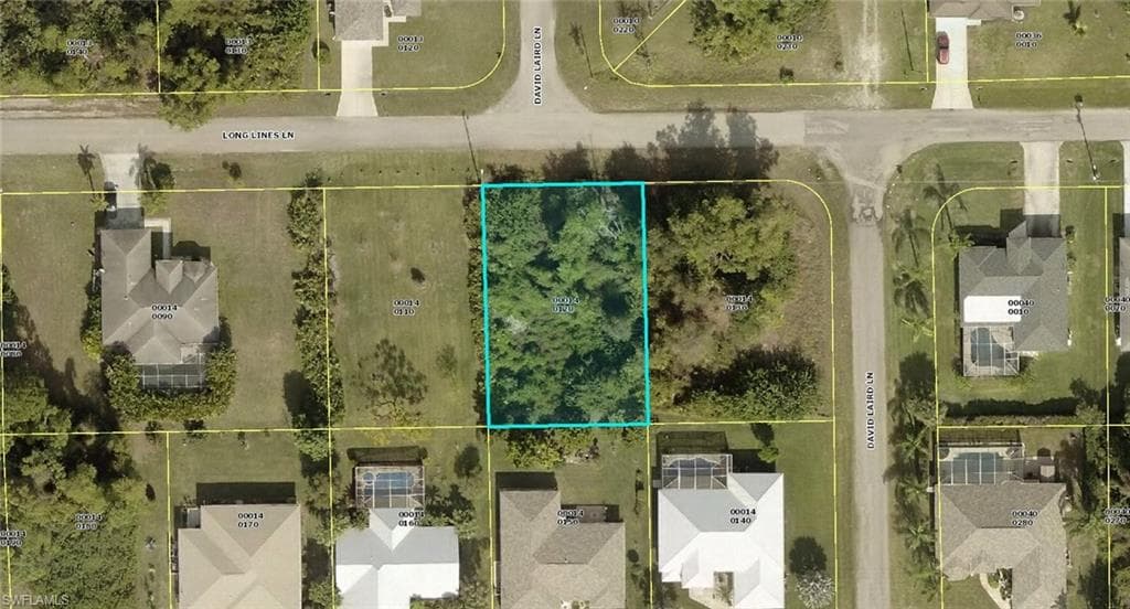 724 Long Lines LN LEHIGH ACRES, FL 33974